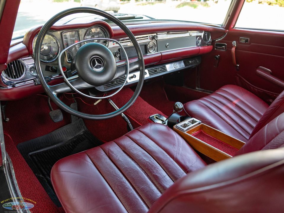 1968 Mercedes-Benz 280SL