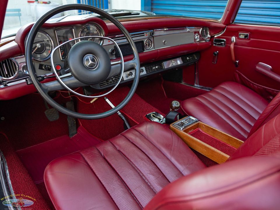 1968 Mercedes-Benz 280SL