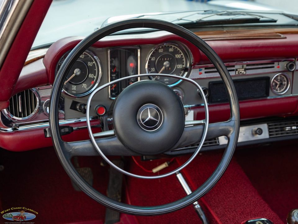 1968 Mercedes-Benz 280SL