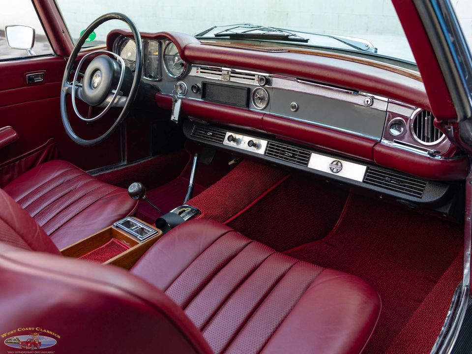 1968 Mercedes-Benz 280SL