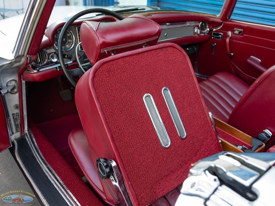 1968 Mercedes-Benz 280SL