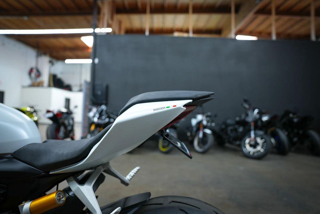 2014 Ducati 899 Panigale White