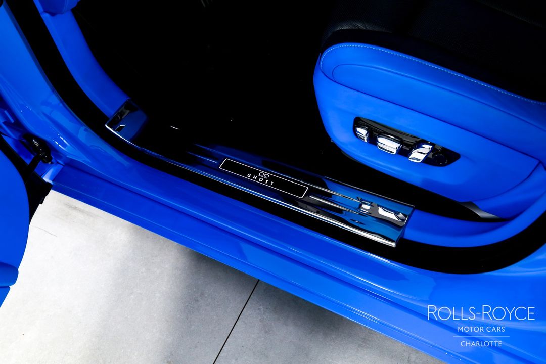 2025 Rolls-Royce Black Badge Ghost