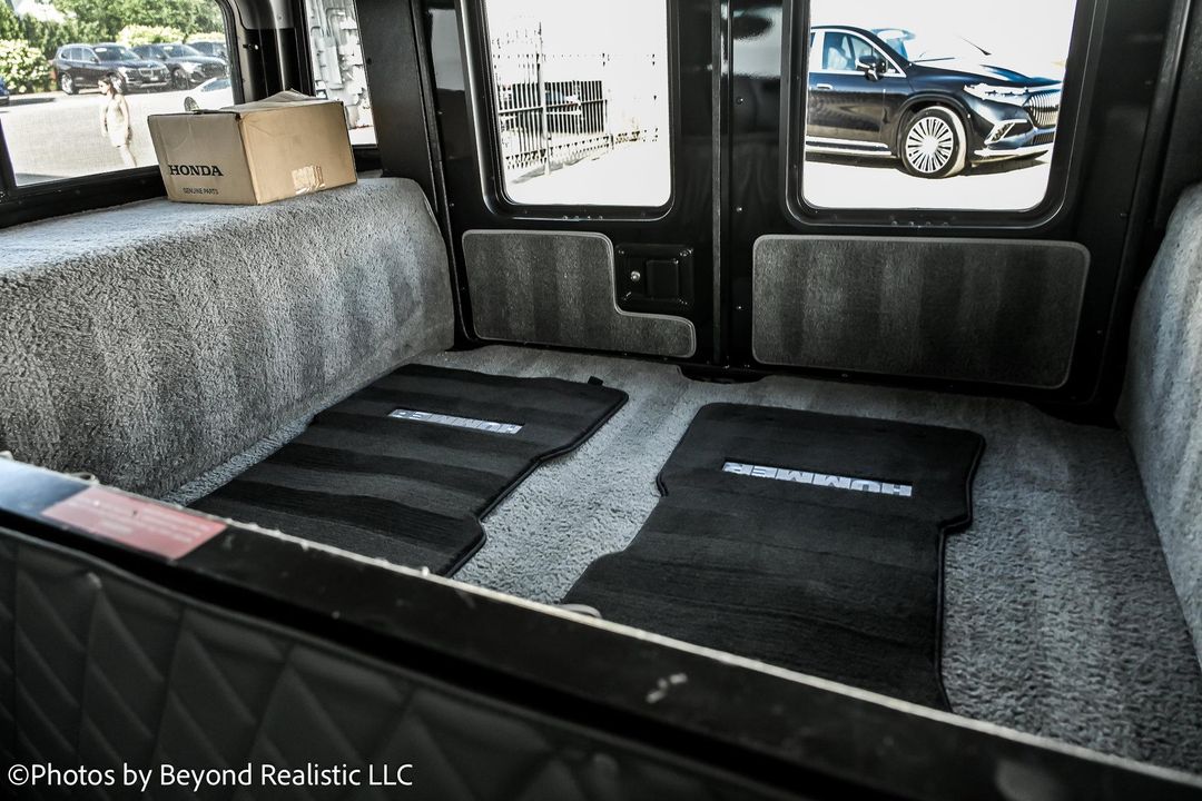 2002 HUMMER H1