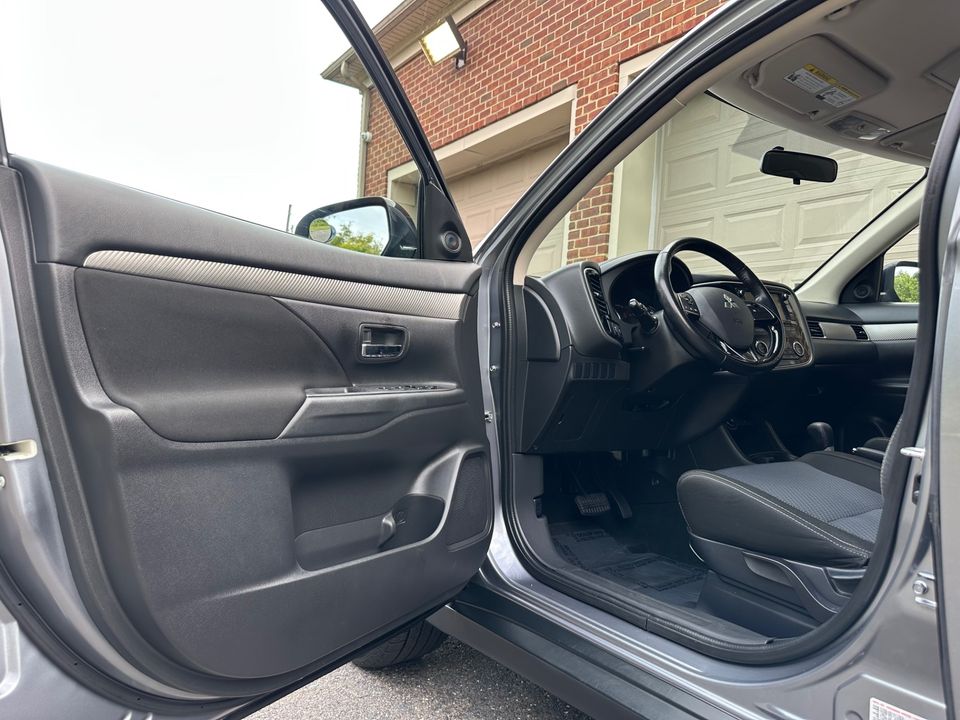 2016 Mitsubishi Outlander