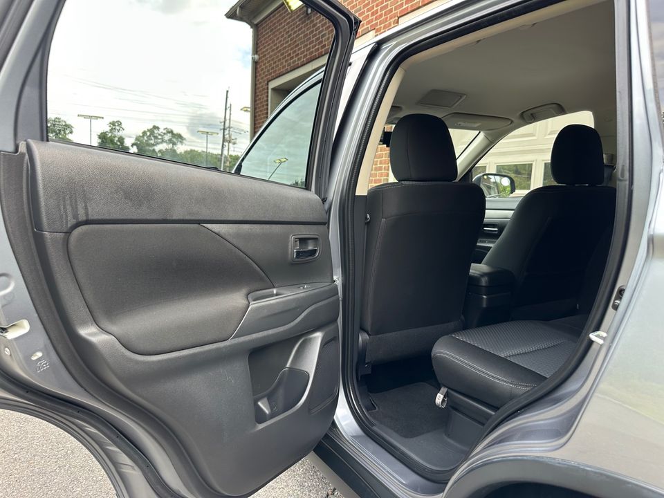 2016 Mitsubishi Outlander