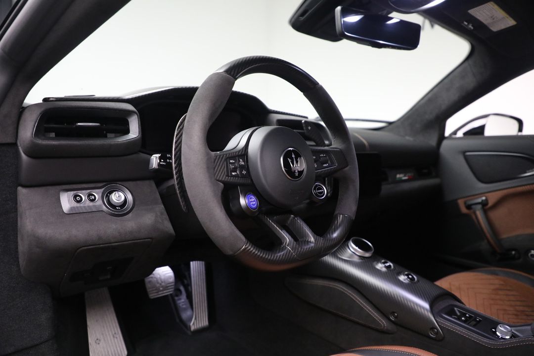 2023 Maserati MC20