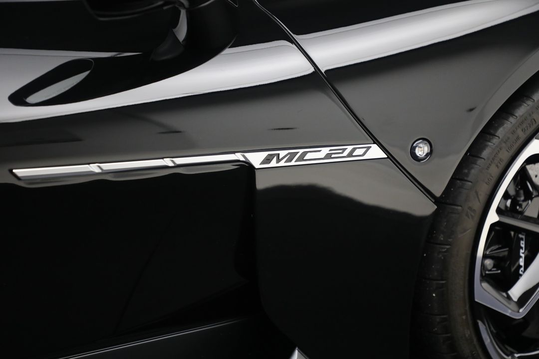 2023 Maserati MC20