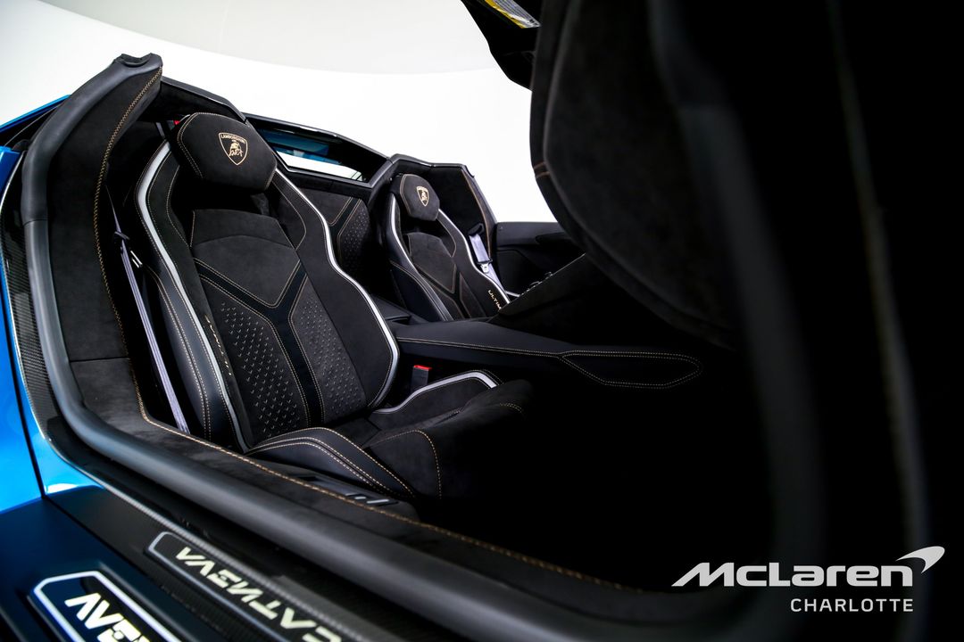 2022 Lamborghini Aventador