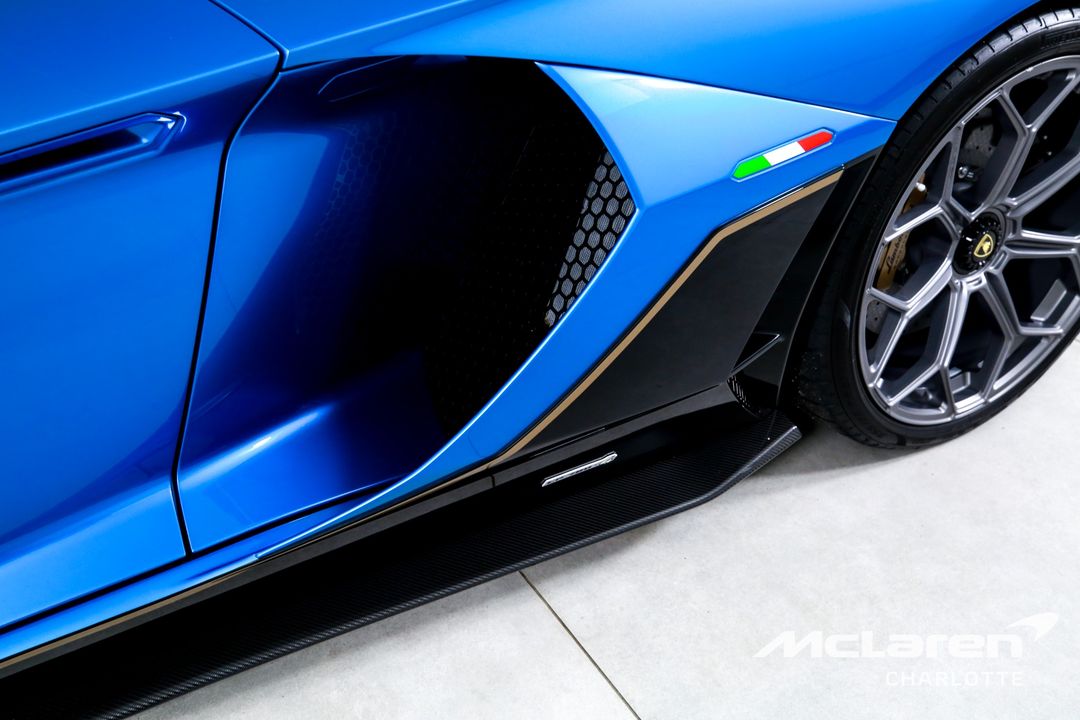 2022 Lamborghini Aventador