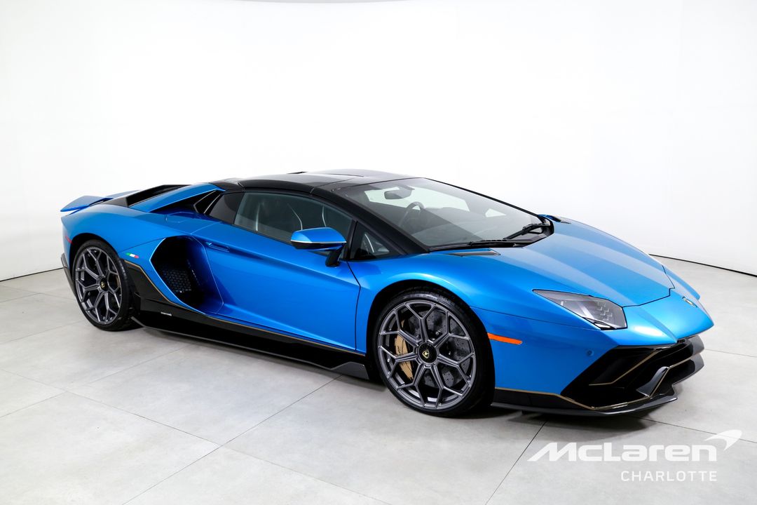 2022 Lamborghini Aventador