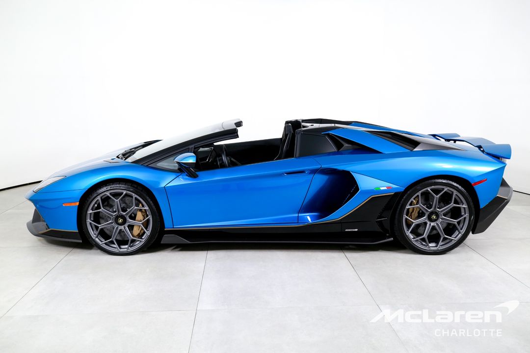 2022 Lamborghini Aventador