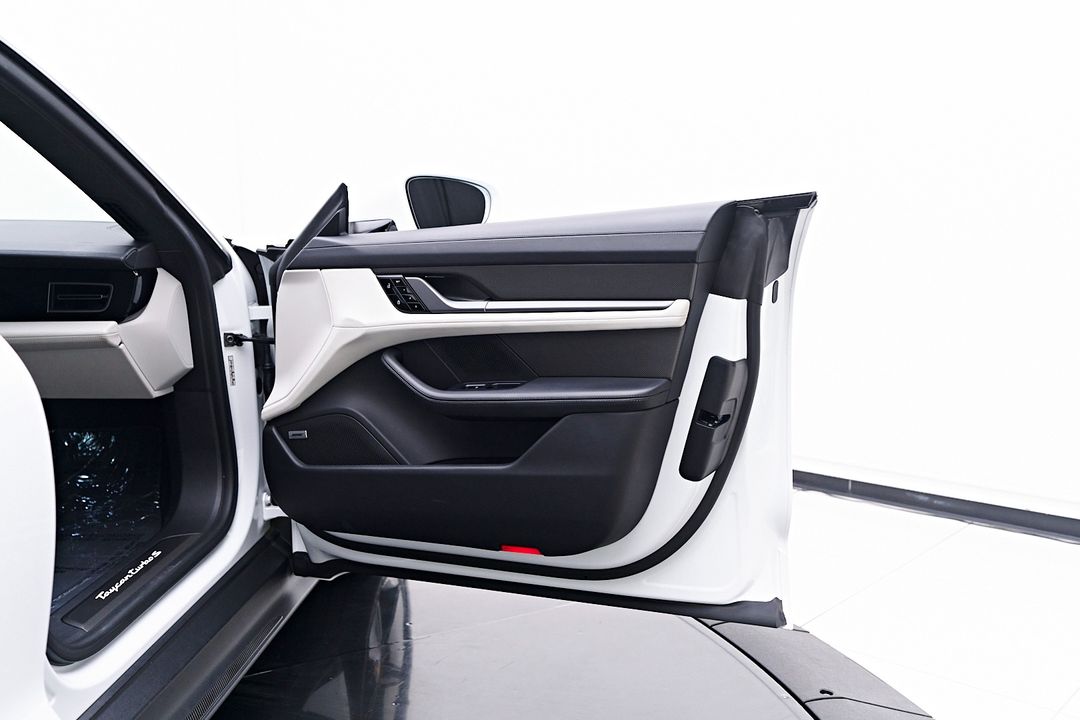 2020 Porsche Taycan