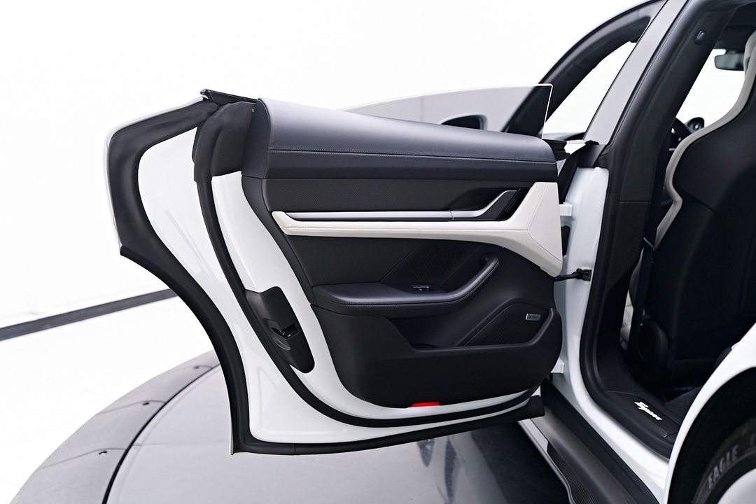2020 Porsche Taycan