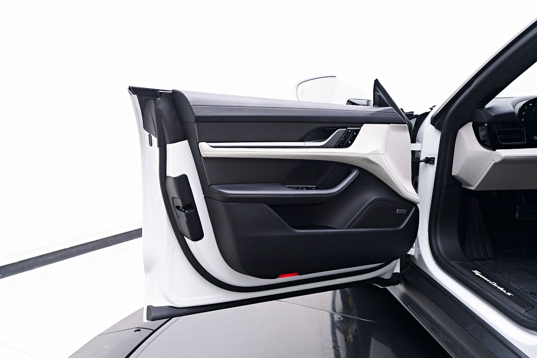 2020 Porsche Taycan