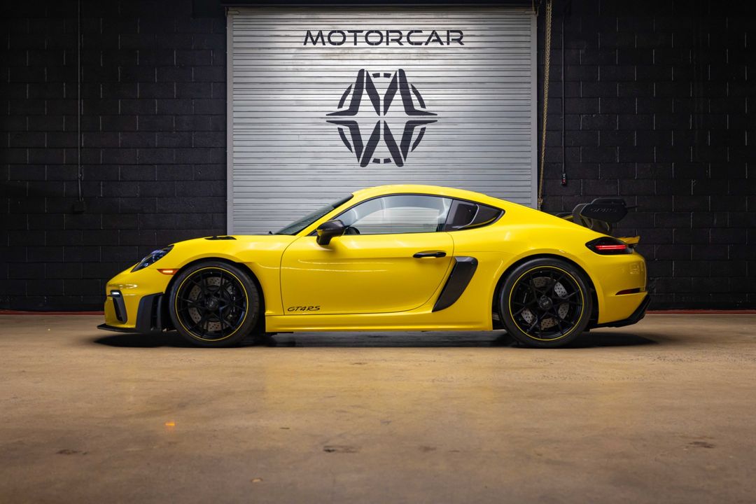 2025 Porsche GT4 RS Weissach