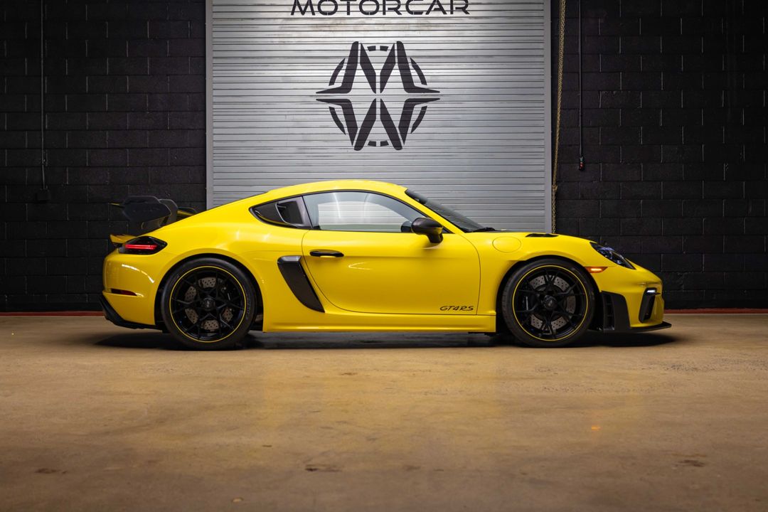 2025 Porsche GT4 RS Weissach