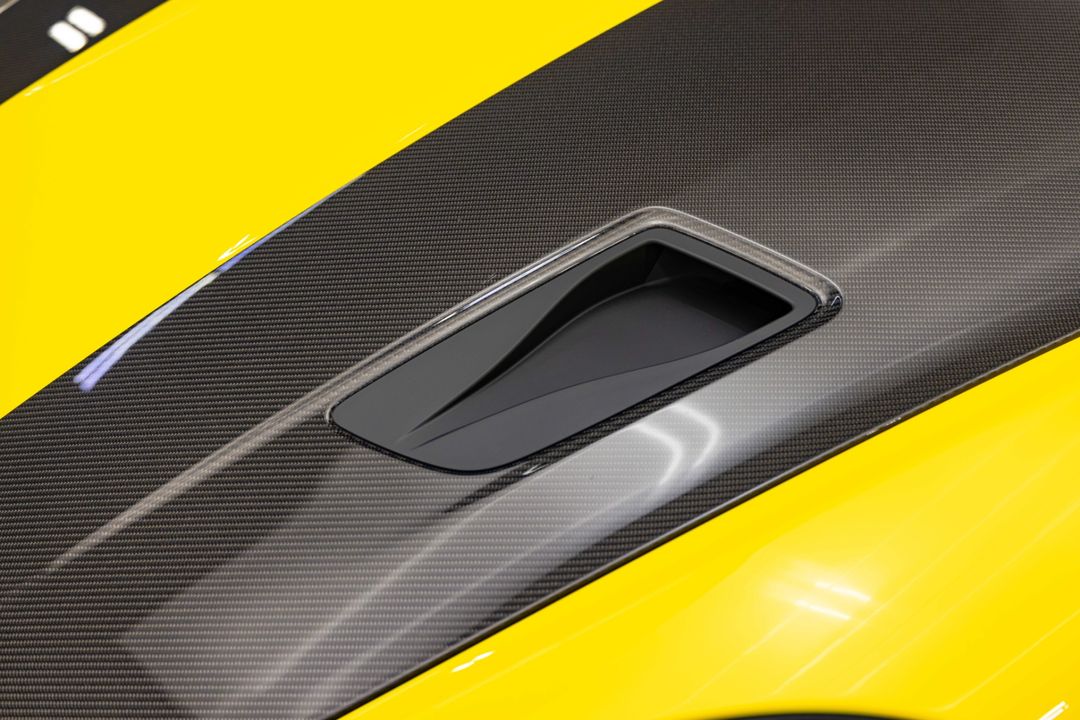 2025 Porsche GT4 RS Weissach