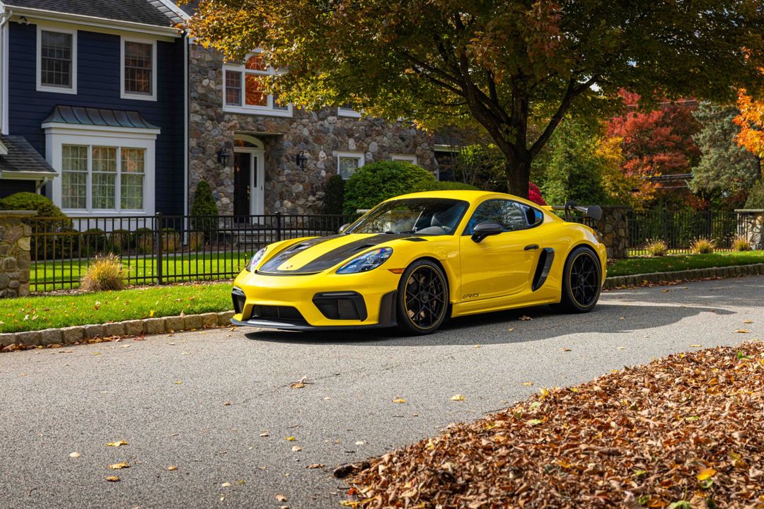 2025 Porsche GT4 RS Weissach