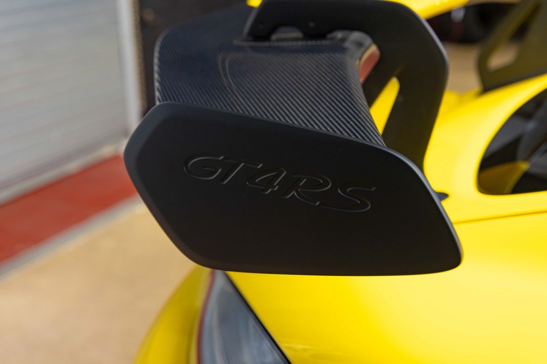 2025 Porsche GT4 RS Weissach