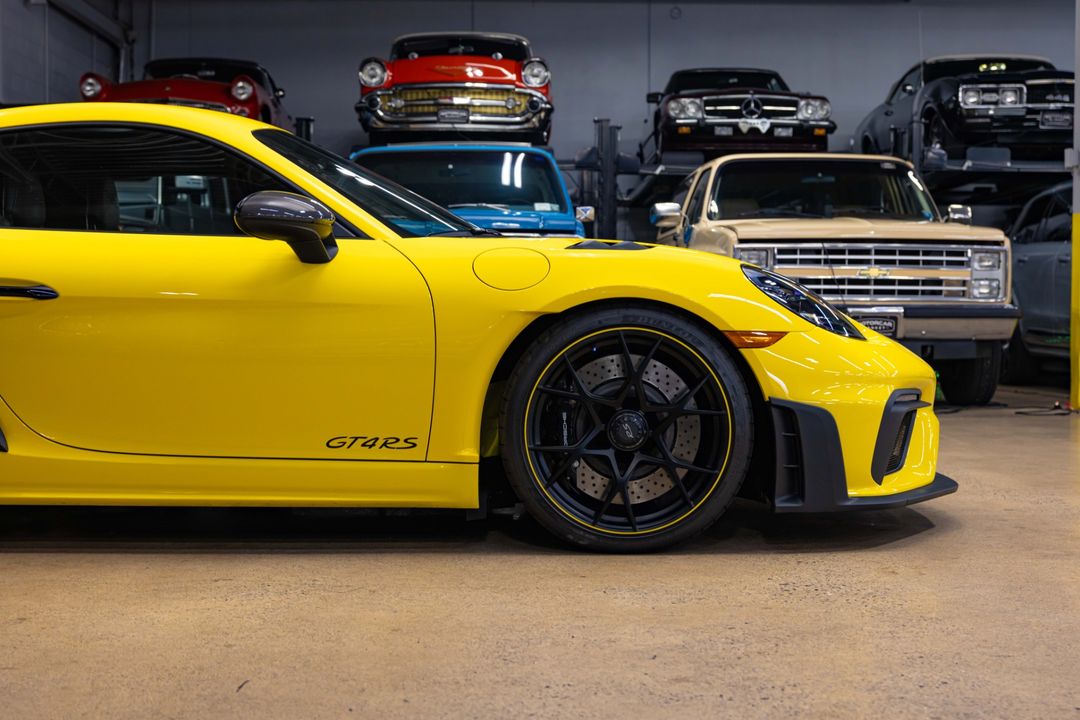 2025 Porsche GT4 RS Weissach