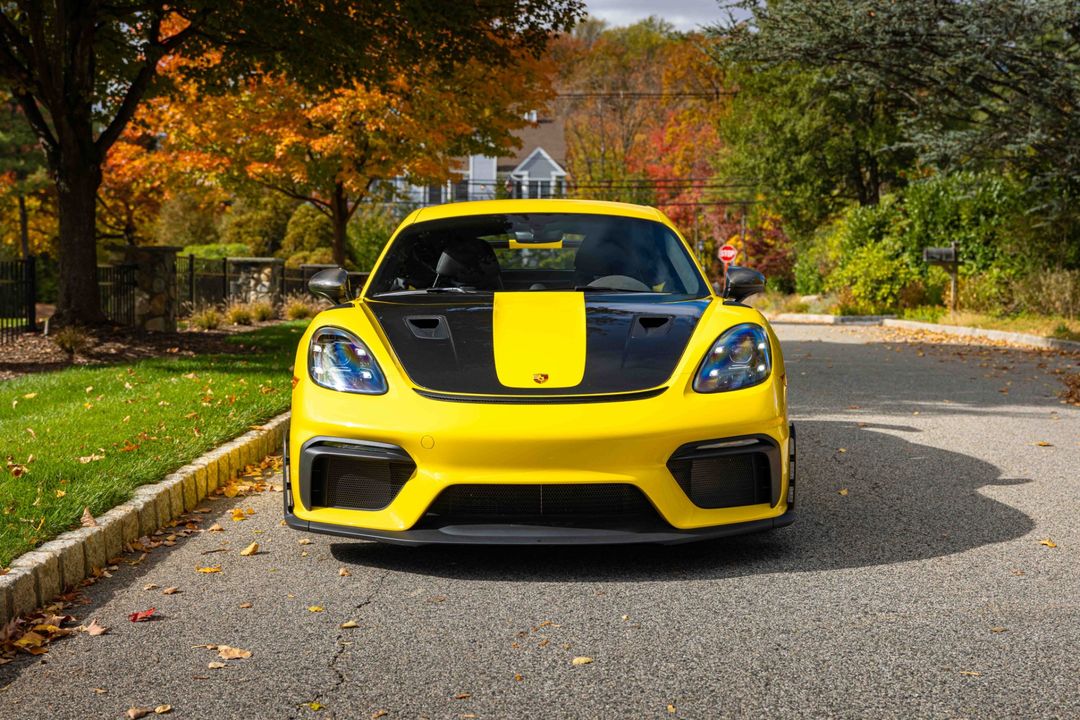 2025 Porsche GT4 RS Weissach