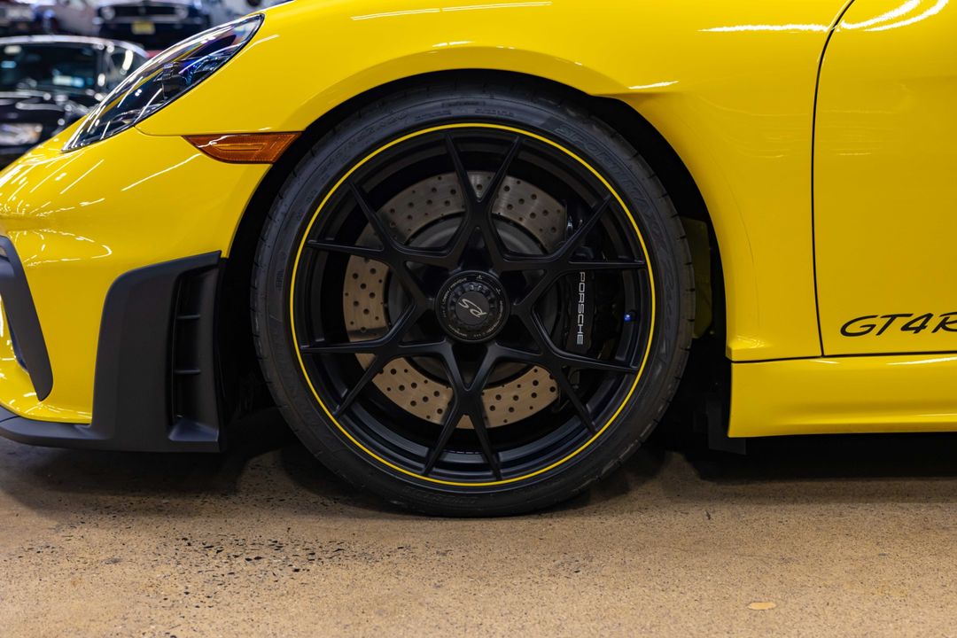 2025 Porsche GT4 RS Weissach