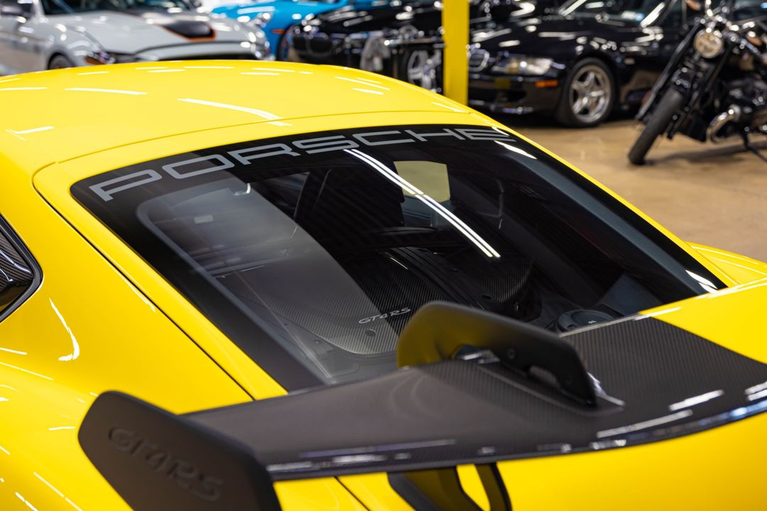 2025 Porsche GT4 RS Weissach