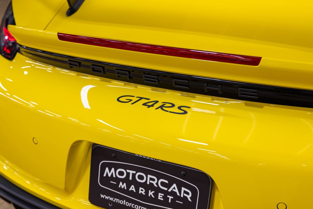 2025 Porsche GT4 RS Weissach