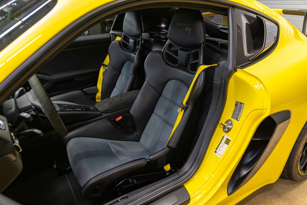 2025 Porsche GT4 RS Weissach