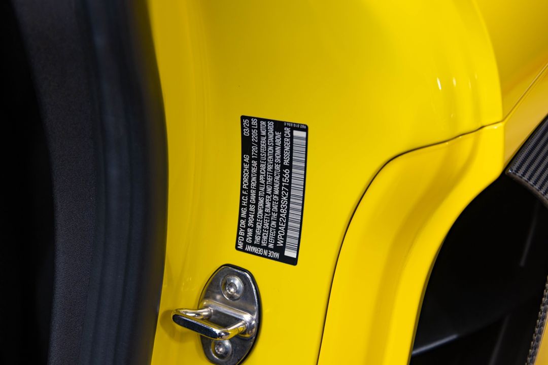 2025 Porsche GT4 RS Weissach