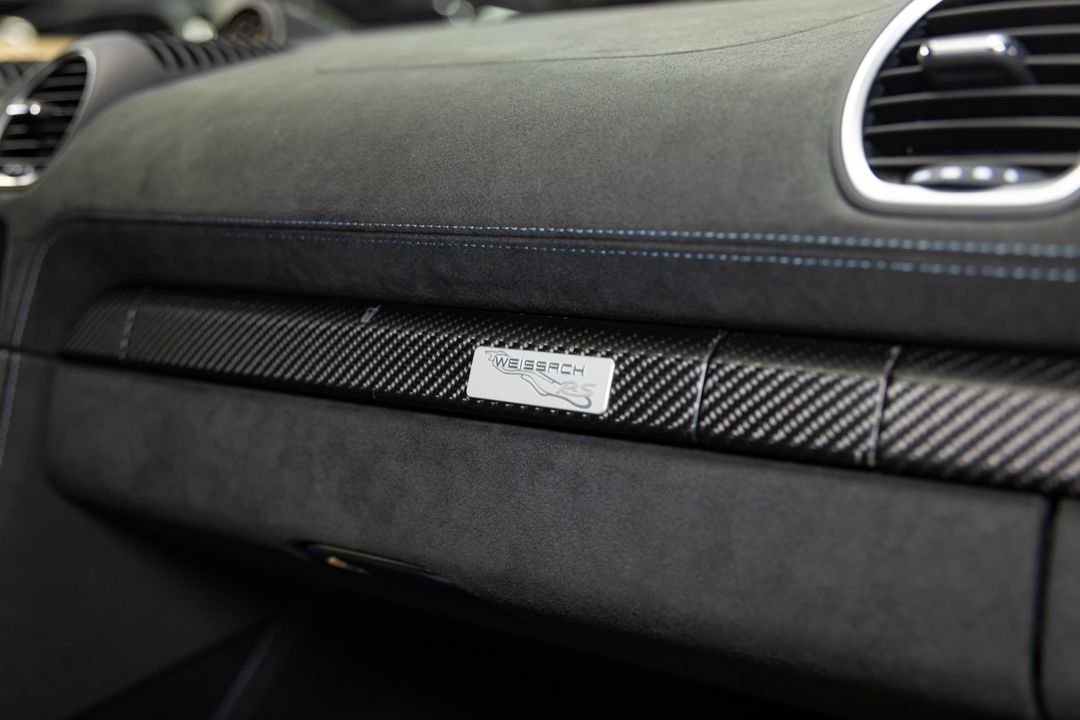 2025 Porsche GT4 RS Weissach