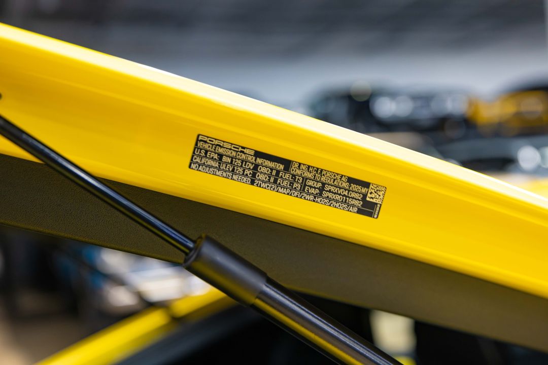 2025 Porsche GT4 RS Weissach