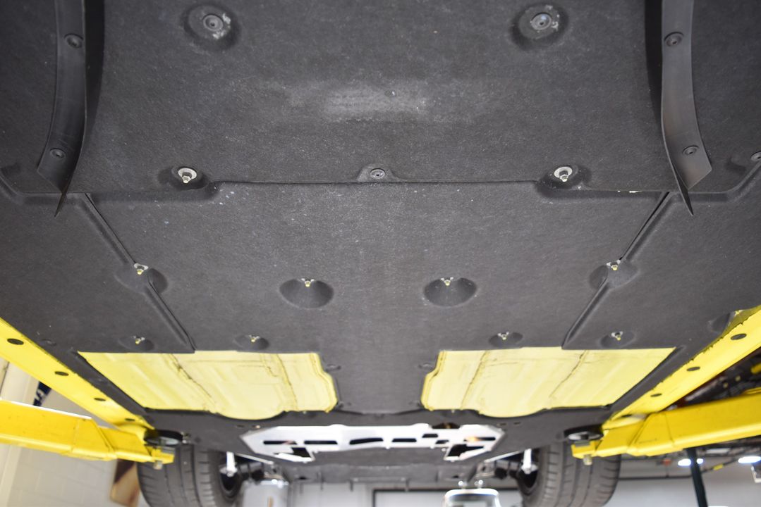 2025 Porsche GT4 RS Weissach