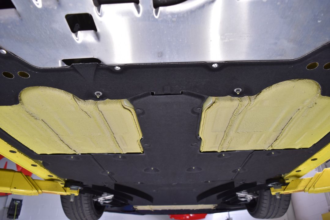 2025 Porsche GT4 RS Weissach