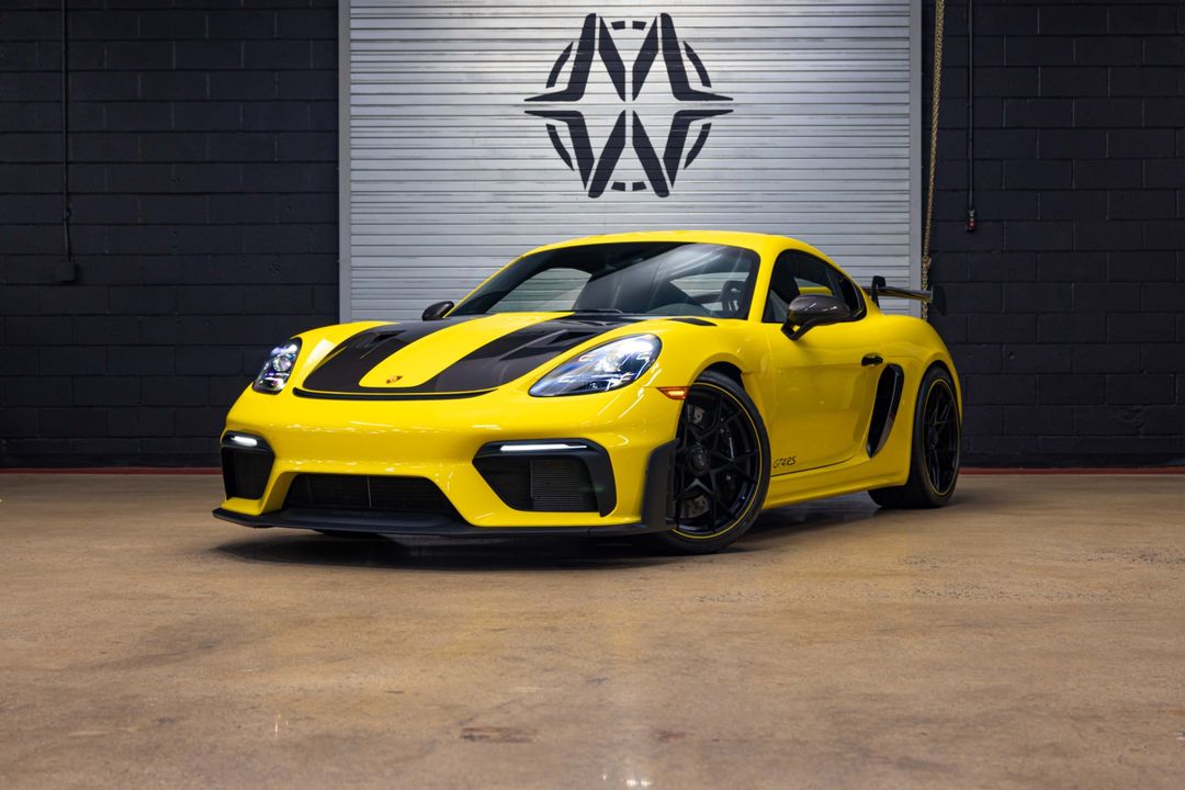 2025 Porsche GT4 RS Weissach