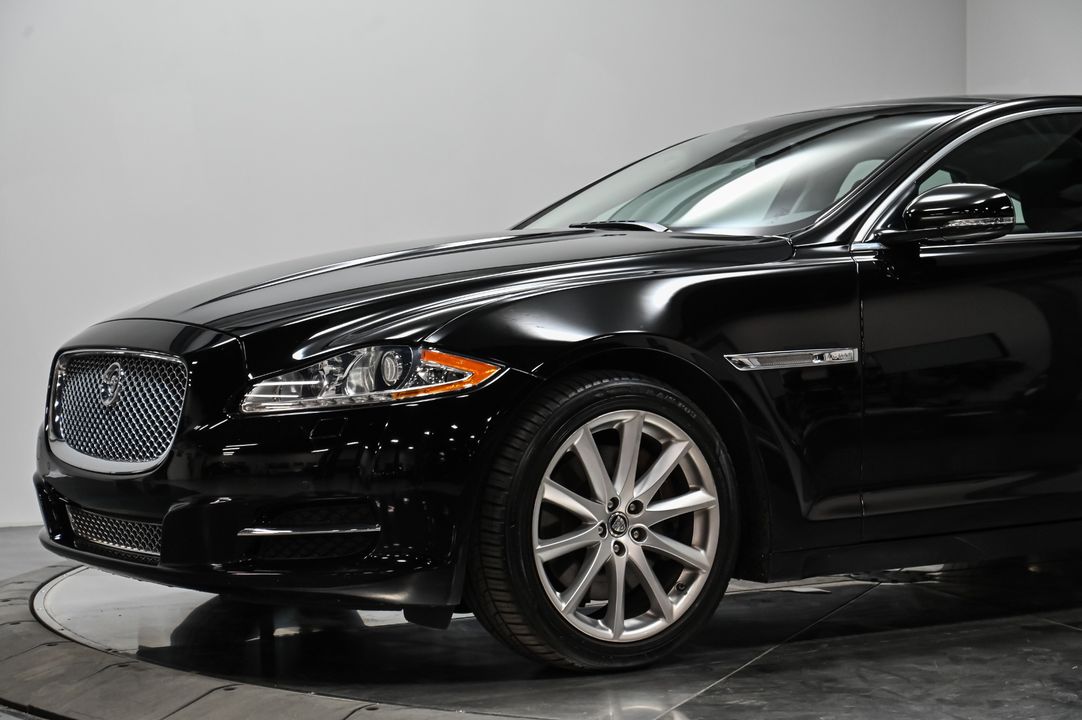 2013 Jaguar XJ