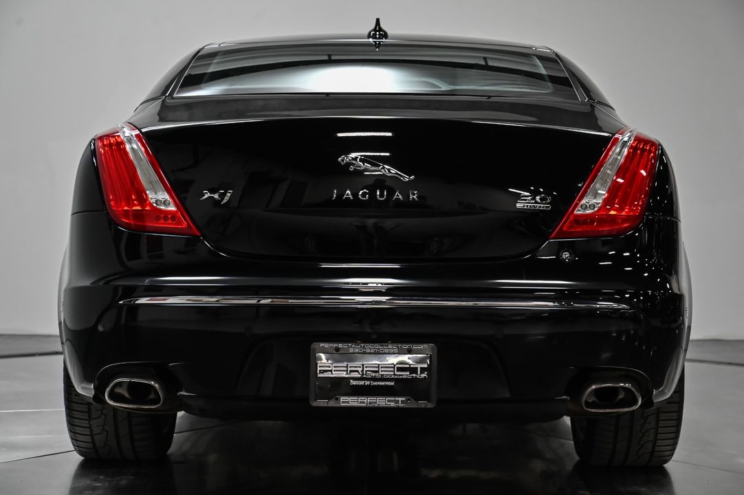 2013 Jaguar XJ