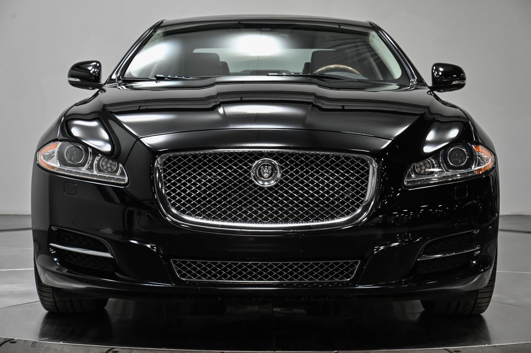 2013 Jaguar XJ