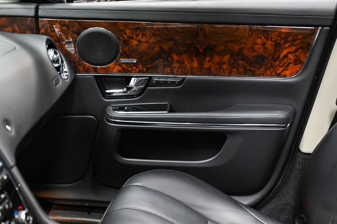 2013 Jaguar XJ