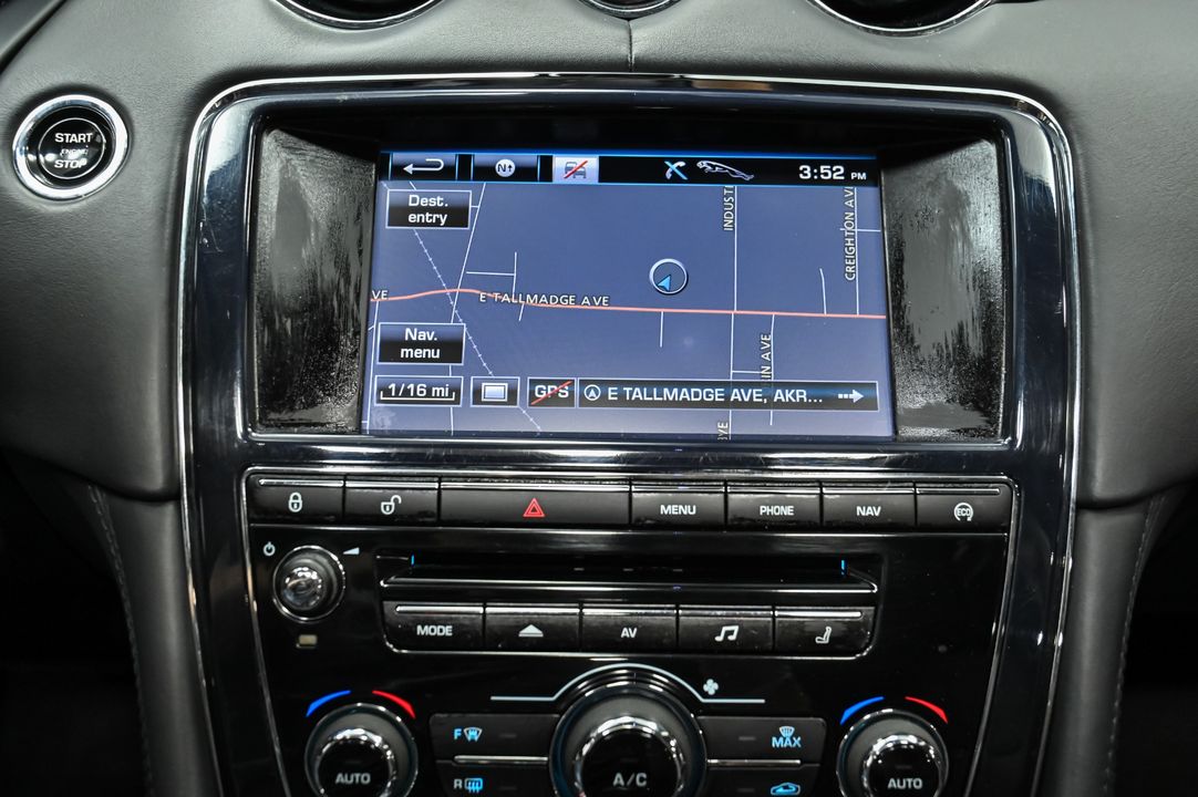 2013 Jaguar XJ