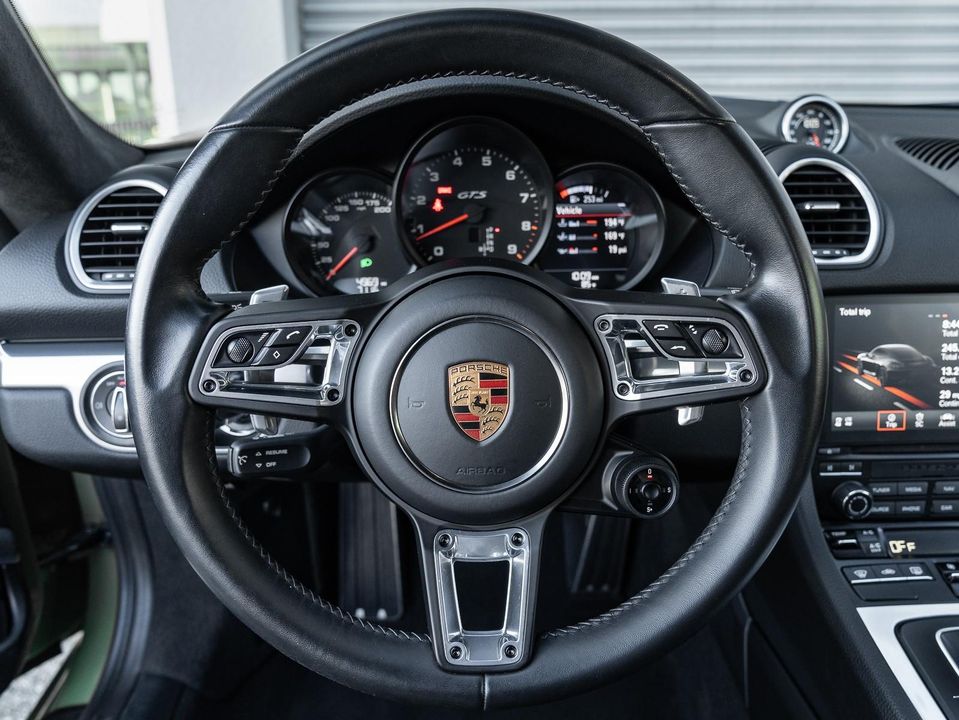 2023 Porsche 718 Cayman