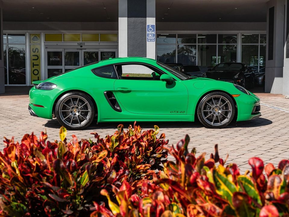 2023 Porsche 718 Cayman