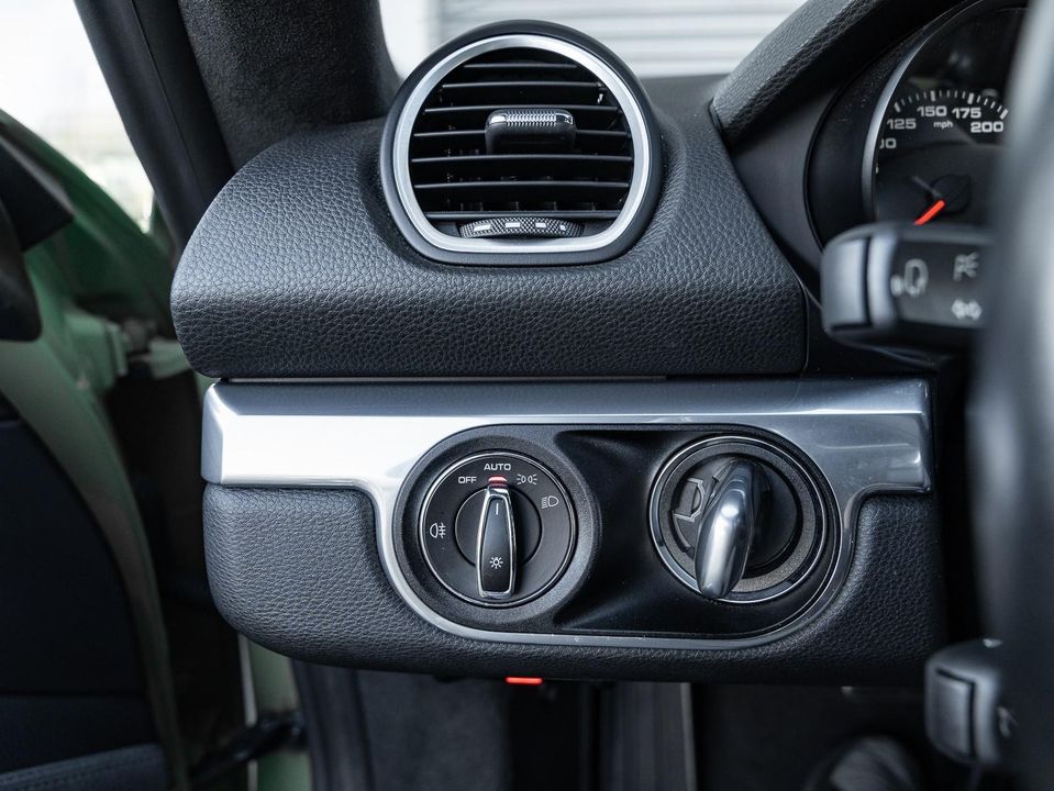 2023 Porsche 718 Cayman