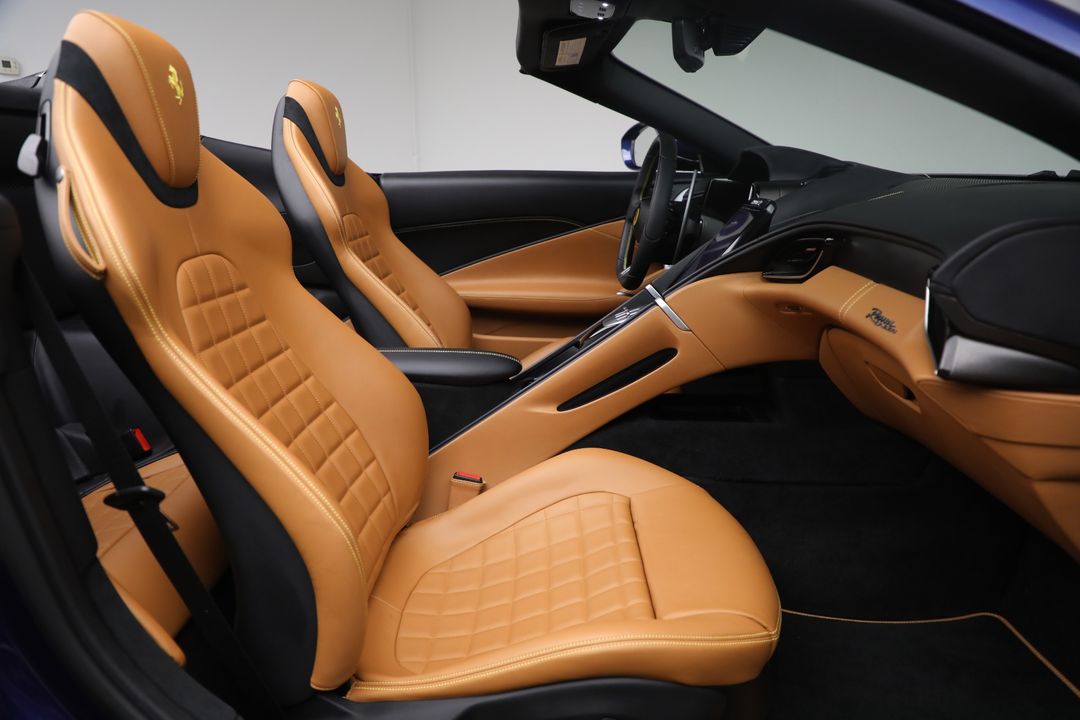 2025 Ferrari Roma Spider