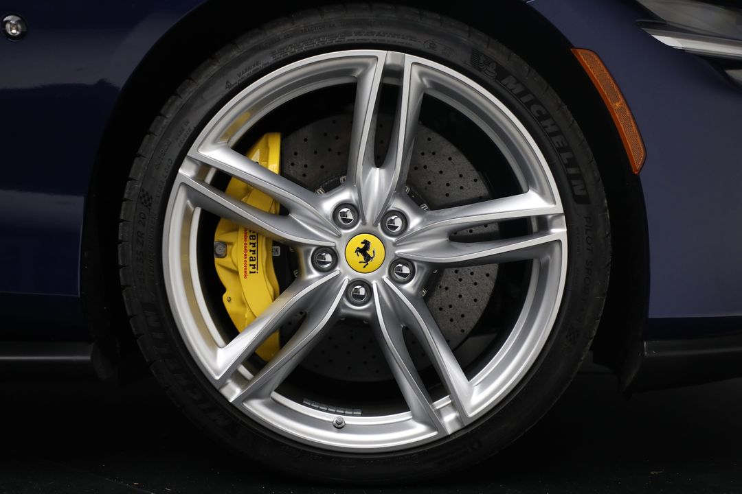 2025 Ferrari Roma Spider