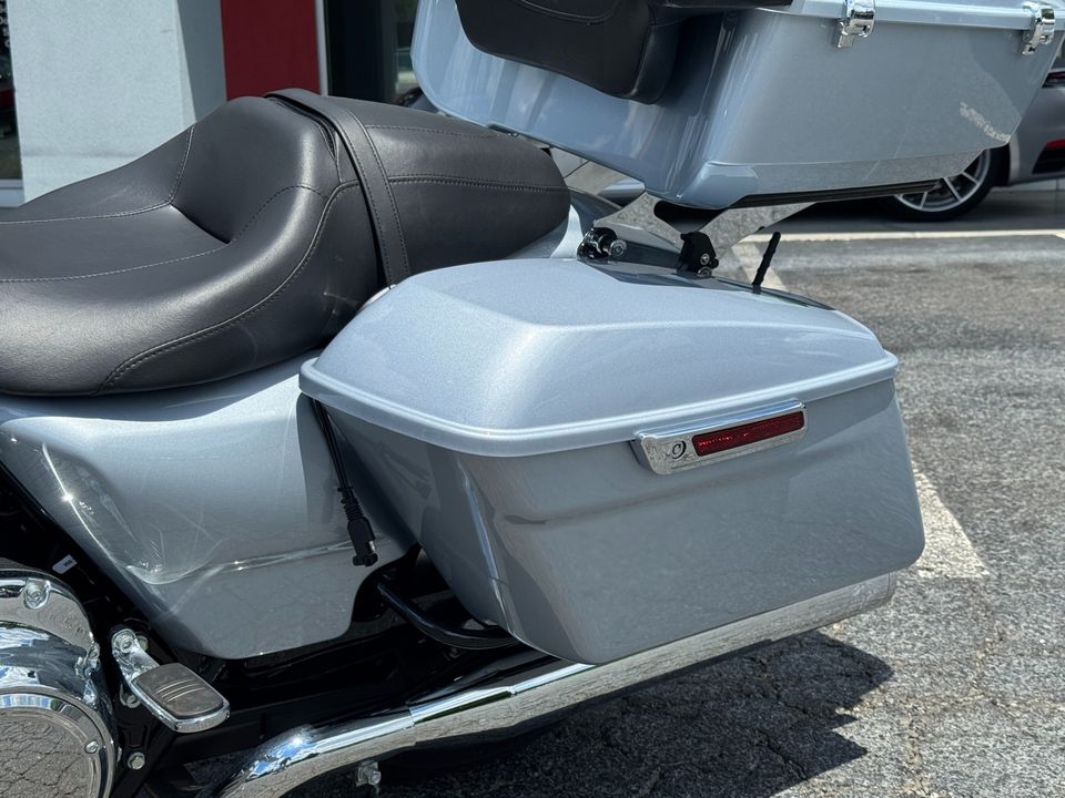 2023 Harley Davidson Street Glide FLHX