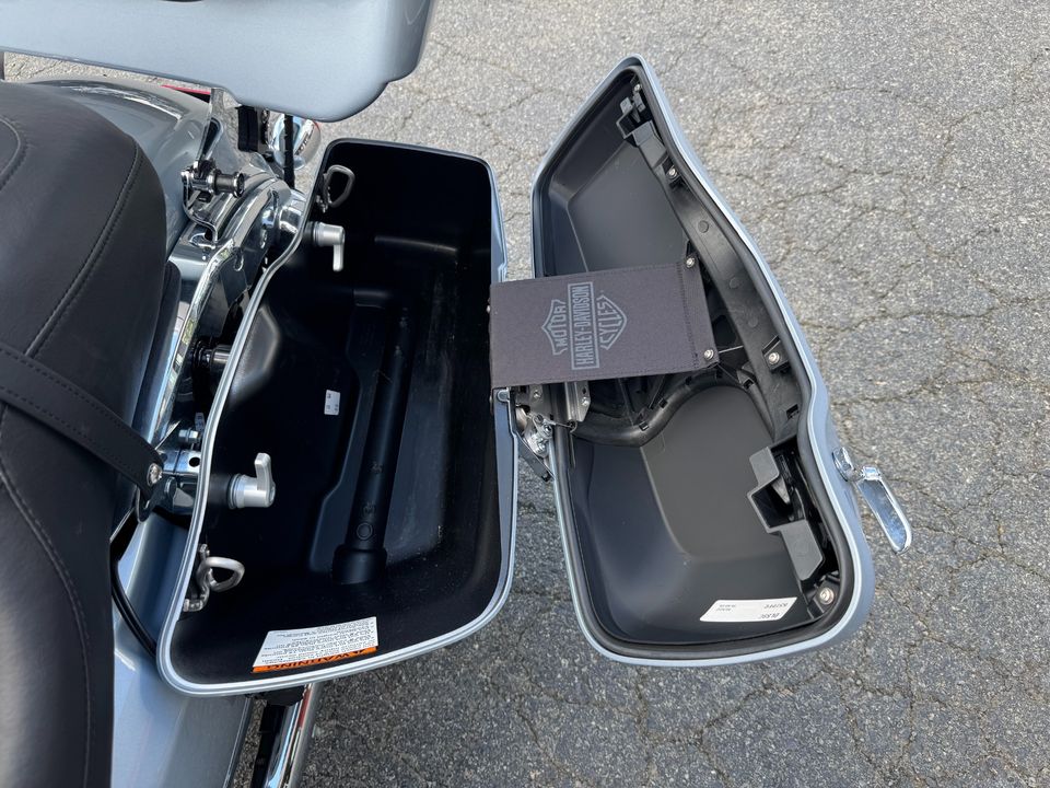 2023 Harley Davidson Street Glide FLHX