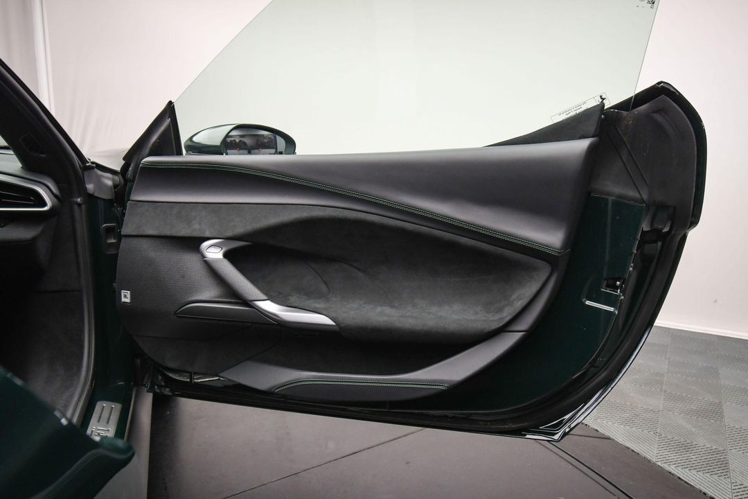 2025 Ferrari 296 GTB