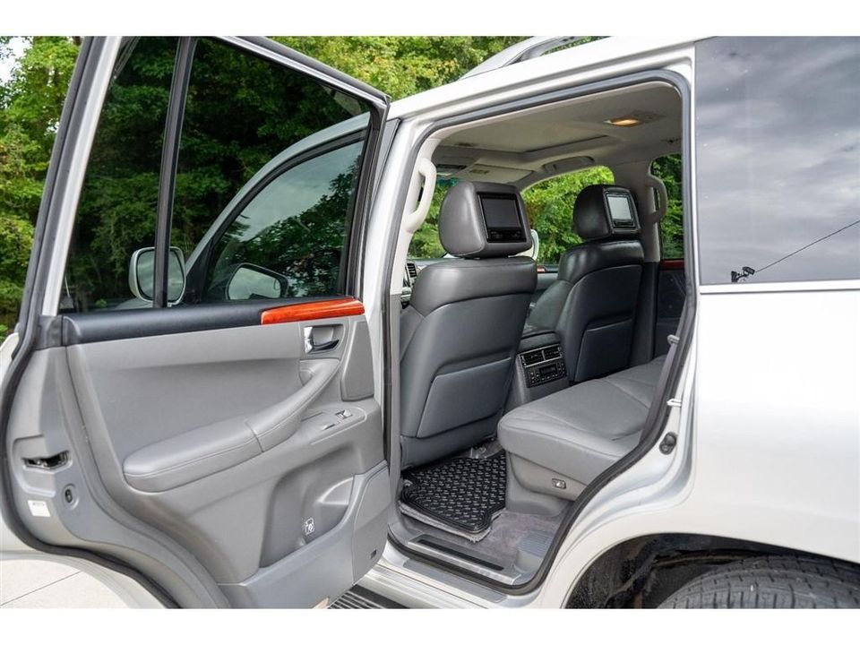2009 Lexus LX 570